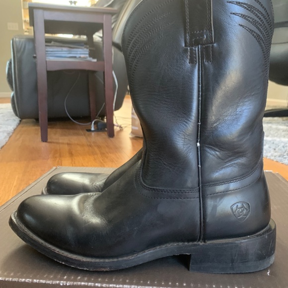 Men`s Black Ariat Roper Size 7D Dress Boots - Picture 2 of 11
